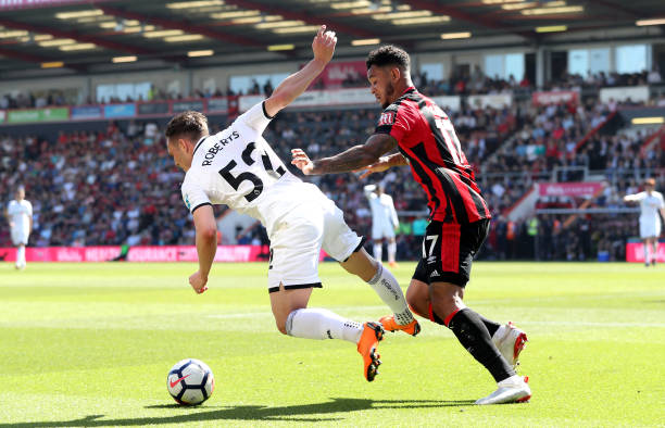 这次转会更 这次转会更