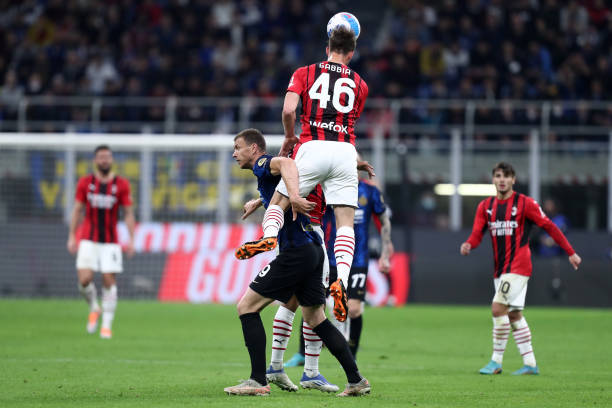 了更积极正 了更积极正