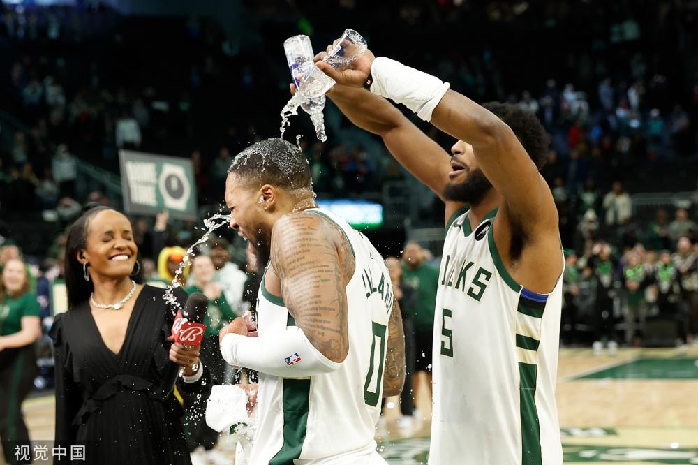 表现可谓惊 表现可谓惊